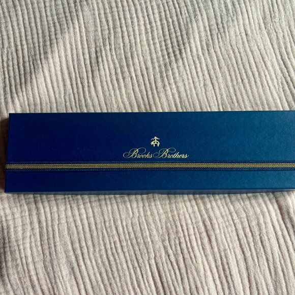 NWT- Brooks Brothers Lambskin Gloves with Cashmere Lining (Brown; Size Small) - Picture 5 of 5